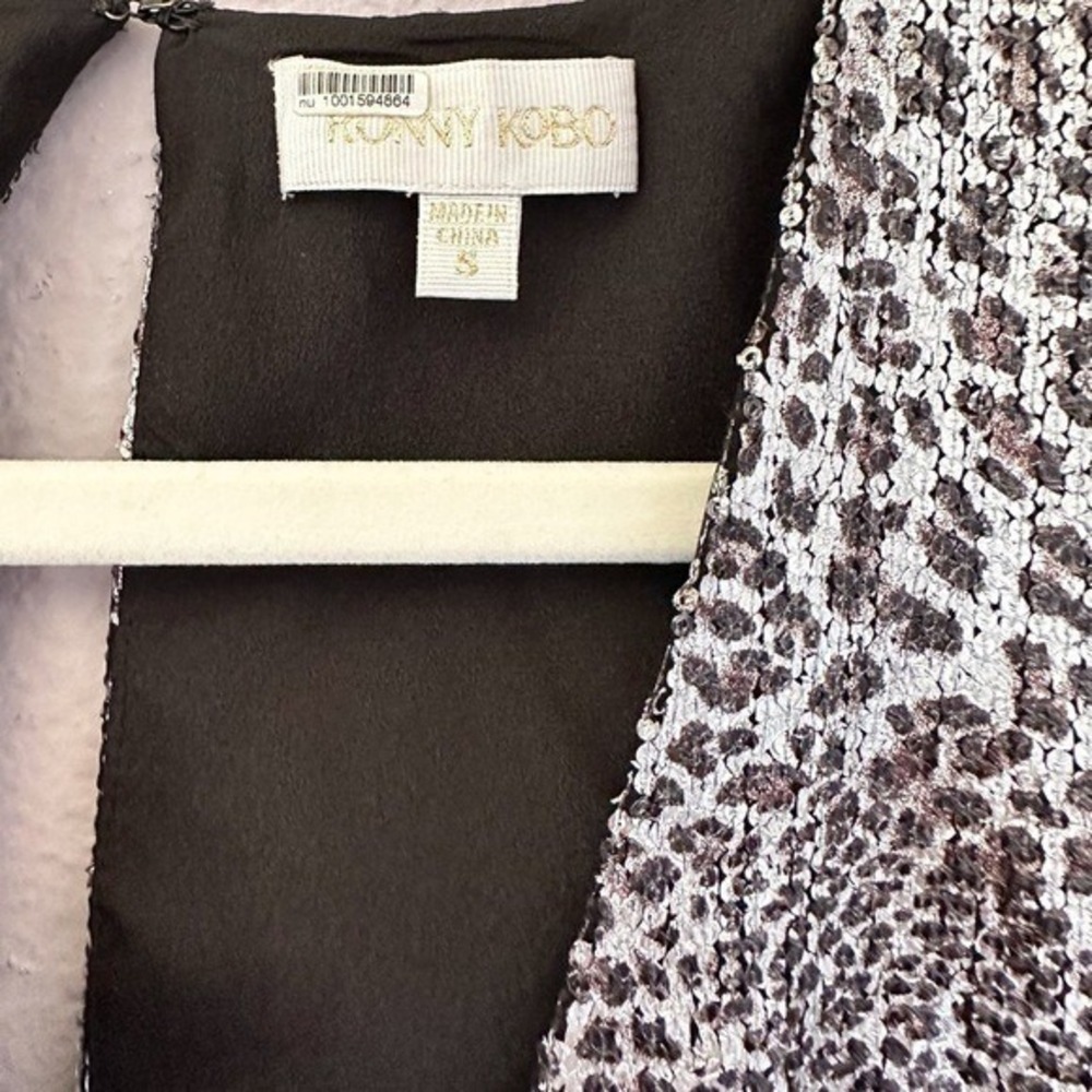Ronny Kobo Jerry Leopard Print Dress Metallic Silver Size Small - Picture 4 of 6